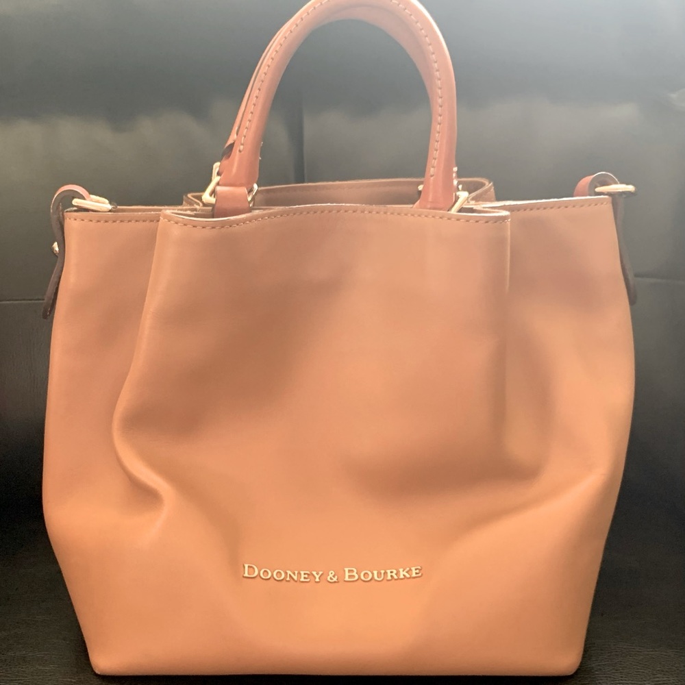 Dooney & Bourke Apricot
Small Barlow Leather Satchel
